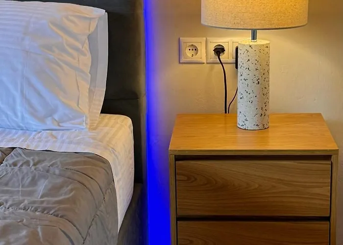 The Edge By Klv ארגוסטולי