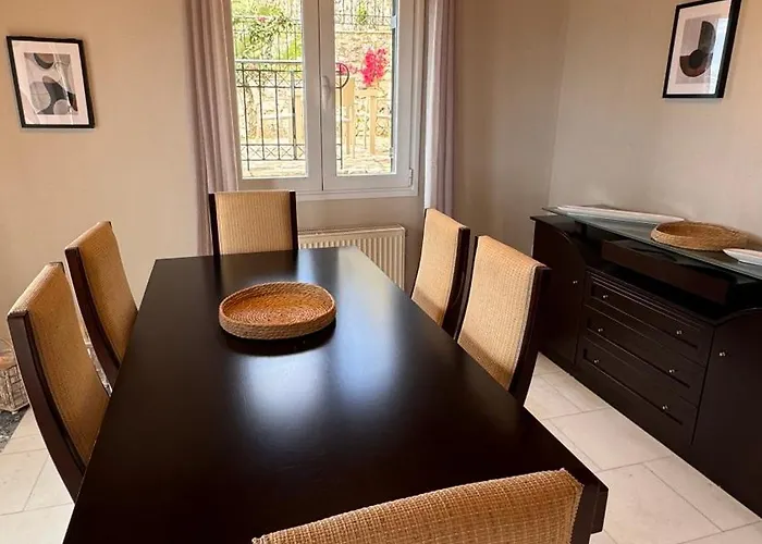 The Edge By Klv * ארגוסטולי