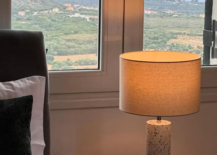 The Edge By Klv * ארגוסטולי