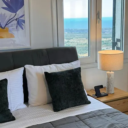 The Edge By Klv Villa